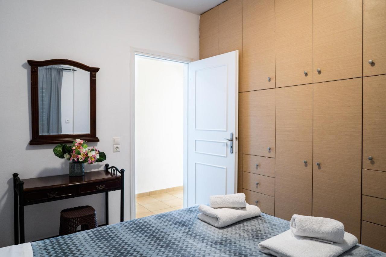 Aroma Cavas Apartment Pyrgos Kallistis Exterior photo