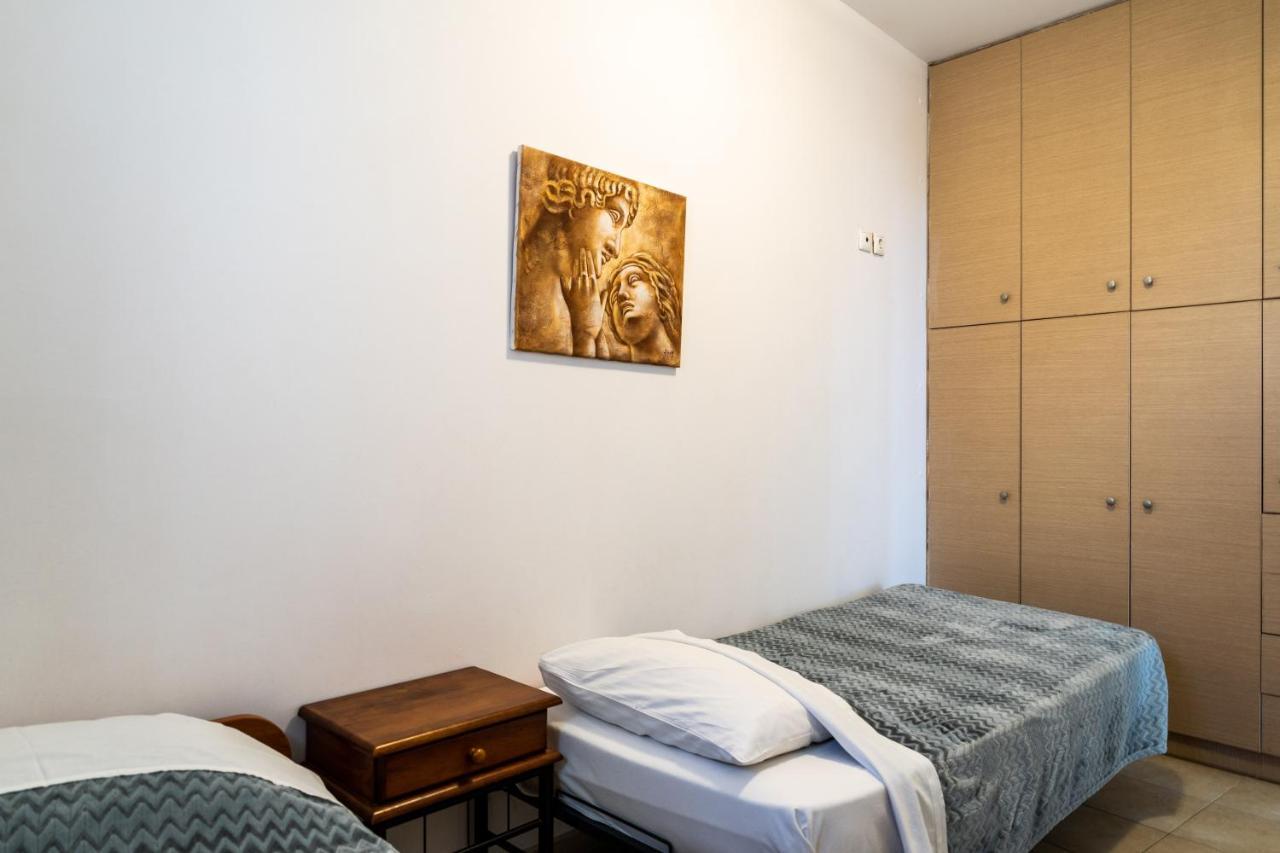 Aroma Cavas Apartment Pyrgos Kallistis Exterior photo