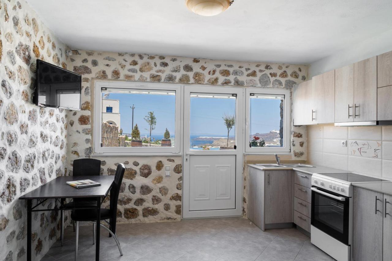 Aroma Cavas Apartment Pyrgos Kallistis Exterior photo