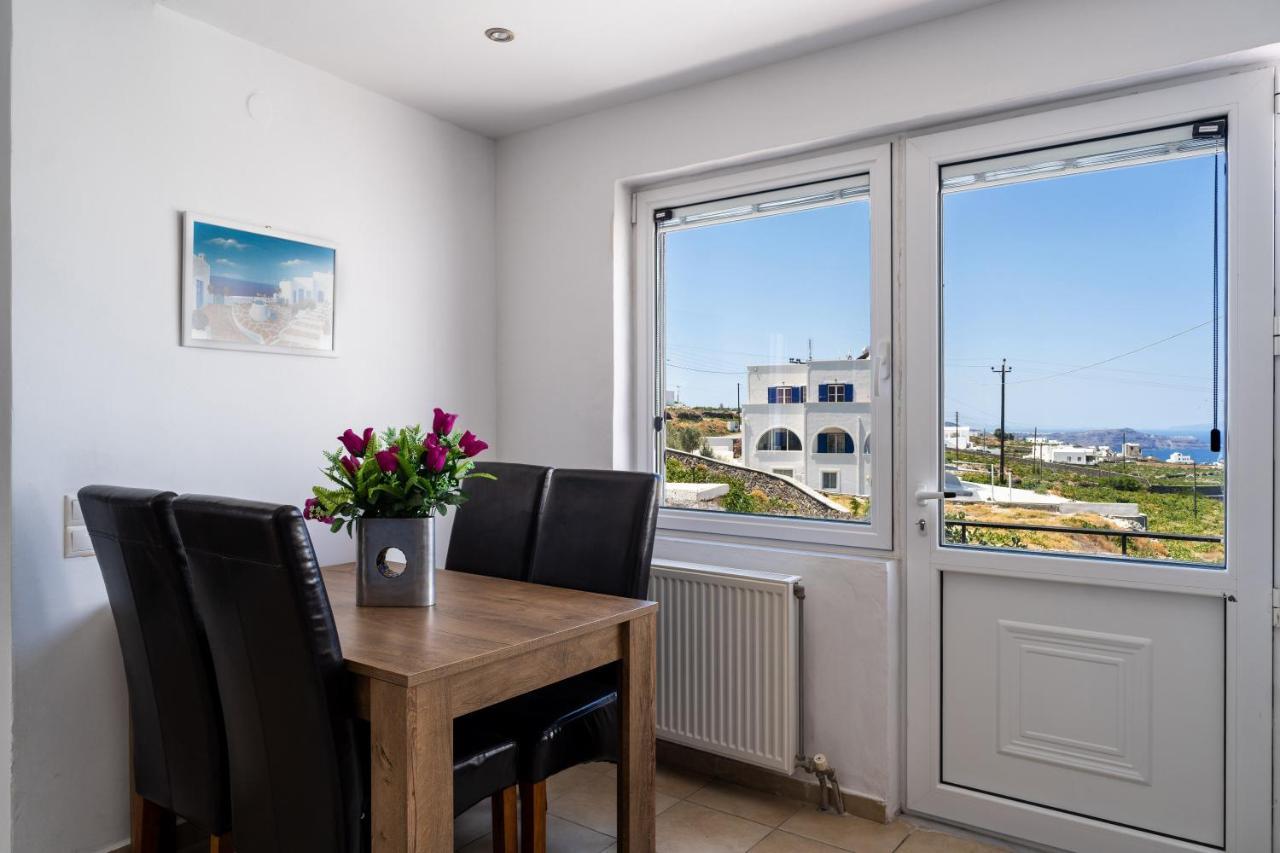Aroma Cavas Apartment Pyrgos Kallistis Exterior photo