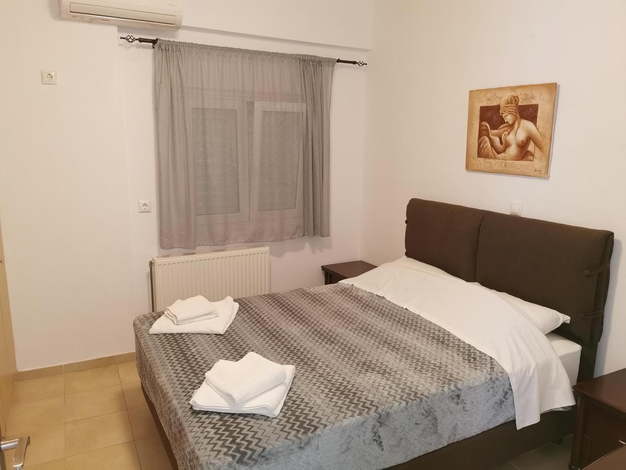 Aroma Cavas Apartment Pyrgos Kallistis Room photo