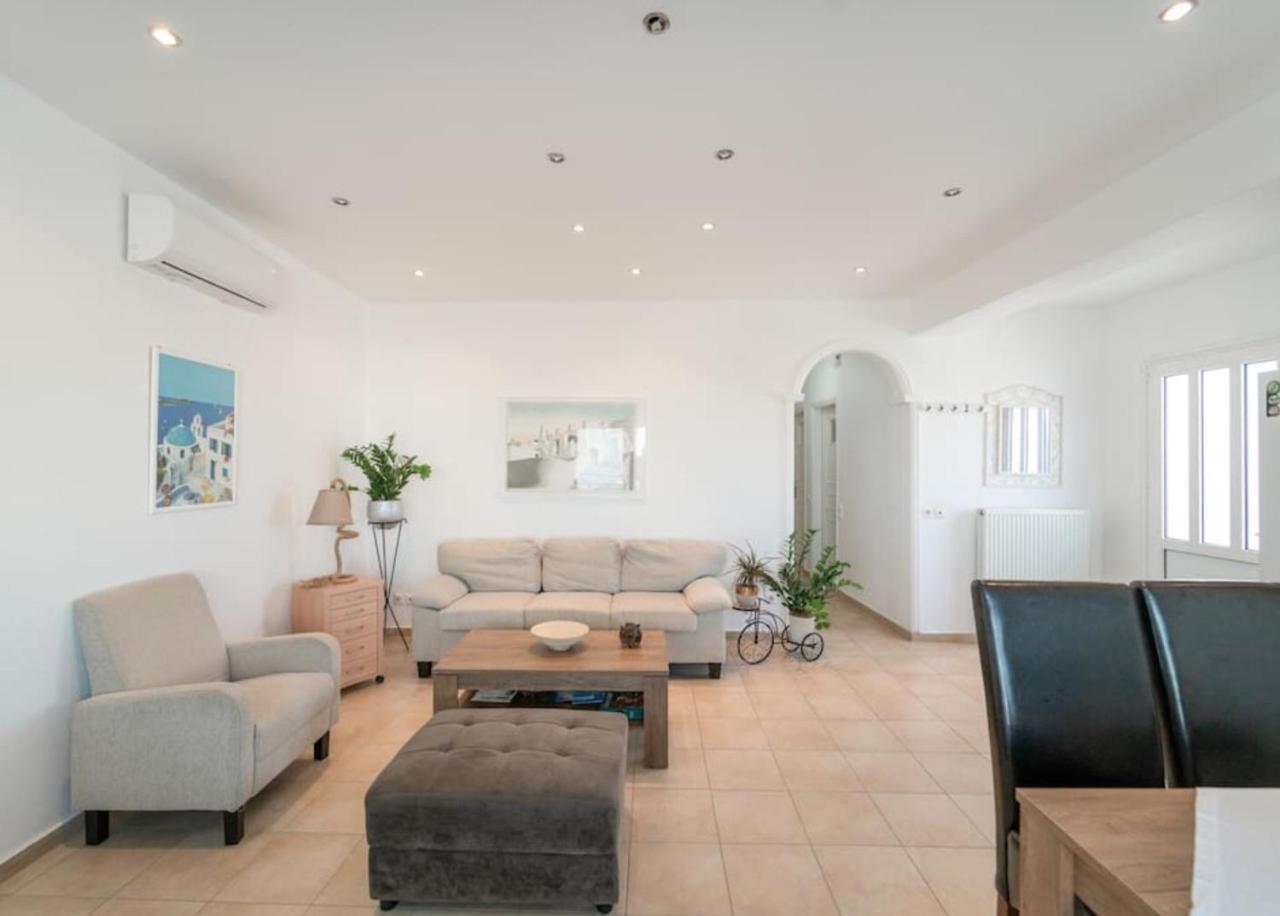 Aroma Cavas Apartment Pyrgos Kallistis Exterior photo